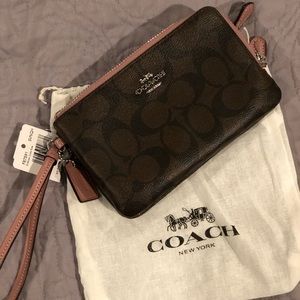 Coach Double ZIP Wristlet Wallet signature F87591